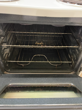 Load image into Gallery viewer, Kenmore Coil Electric Stove - 5261