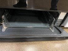 Load image into Gallery viewer, GE Gas Stove - 5712