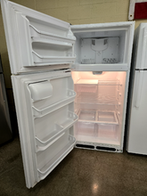 Load image into Gallery viewer, Frigidaire Refrigerator - 7473
