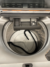 Load image into Gallery viewer, Whirlpool Washer and Gas Dryer Set - 5914 - 6110