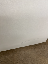 Load image into Gallery viewer, Hotpoint Refrigerator - 5356