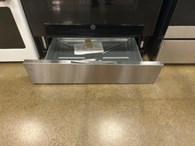 Load image into Gallery viewer, GE Gas Stove - 6843