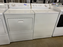 Load image into Gallery viewer, Whirlpool Washer and Gas Dryer Set - 6038 - 6042