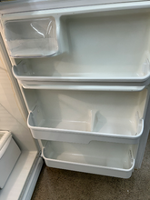Load image into Gallery viewer, Frigidaire Refrigerator - 7468