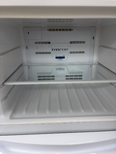 Load image into Gallery viewer, (T08923) Frigidaire Refrigerator - 8923