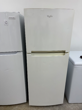 Load image into Gallery viewer, (T08926) Whirlpool Refrigerator - 8926