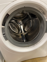 Load image into Gallery viewer, Electrolux Front Load Washer - 5567