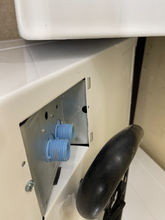 Load image into Gallery viewer, Speed Queen Coin Operated Washer - 5629