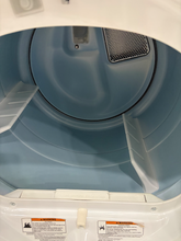Load image into Gallery viewer, (T08827) Whirlpool Electric Dryer - 8827