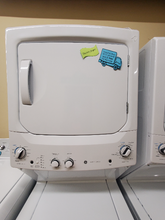 Load image into Gallery viewer, GE 3.8 cu ft Washer and Dryer Electric Dryer Set - 5111