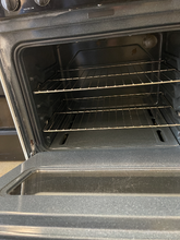 Load image into Gallery viewer, Whirlpool Gas Stove - 6015