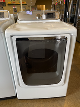 Load image into Gallery viewer, Samsung Washer and Gas Dryer Set - 4310- 4378