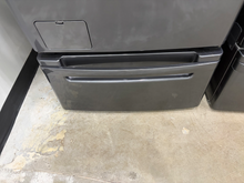 Load image into Gallery viewer, (T08917) LG Front Load Washer and Gas Dryer with pedistals Set - 8917