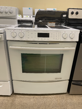 Load image into Gallery viewer, Jenn Air Downdraft Electric Stove - 6104