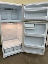 Load image into Gallery viewer, HotPoint Refrigerator - 3969