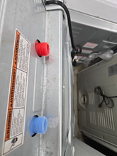 Load image into Gallery viewer, (T08489) Whirlpool Washer and Gas Dryer Set - 8299-8318