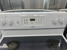 Load image into Gallery viewer, (T08998) Kenmore Electric Stove - 8998