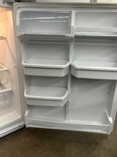 Load image into Gallery viewer, Whirlpool Refrigerator - 7498