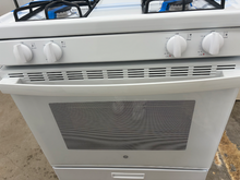 Load image into Gallery viewer, (T08914) GE Gas Stove - 8914