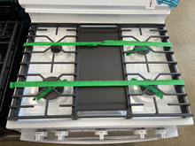 Load image into Gallery viewer, GE - Stainless Gas Stove - 5945