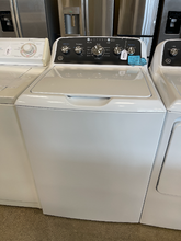 Load image into Gallery viewer, GE 4.2 cu ft Washer - 6883