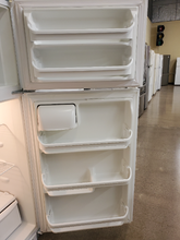 Load image into Gallery viewer, Frigidaire Refrigerator - 5322