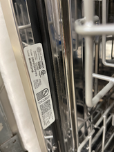 Load image into Gallery viewer, GE Stainless Dishwasher - 5140