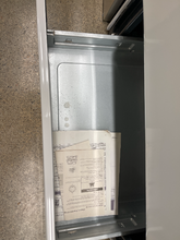 Load image into Gallery viewer, Amana Coil Electric Stove - 6016