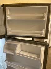 Load image into Gallery viewer, Whirlpool - 18.2 Cu. Ft. White Refrigerator - 6090