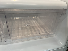 Load image into Gallery viewer, GE Refrigerator - 5370