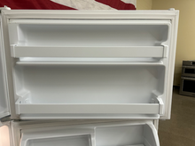 Load image into Gallery viewer, Kenmore Refrigerator - 6893