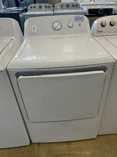 Load image into Gallery viewer, Hotpoint Washer and Gas Dryer Set - 7083 - 7084