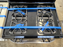 Load image into Gallery viewer, (T09025) Frigidaire Gas Stove - 9025