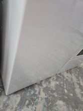 Load image into Gallery viewer, Maytag Washer and Gas Dryer Set - 8282