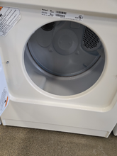 Load image into Gallery viewer, Whirlpool Washer And Electric Dryer -7939/7938