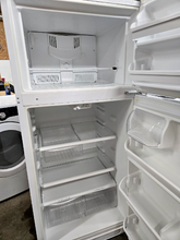 Load image into Gallery viewer, Kenmore Refrigerator - 8032