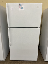 Load image into Gallery viewer, Whirlpool Refrigerator - 5725