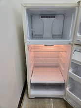 Load image into Gallery viewer, Hotpoint Refrigerator - 8103