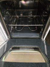 Load image into Gallery viewer, Amana 19.5"w Coil Electricc Stove - 7881