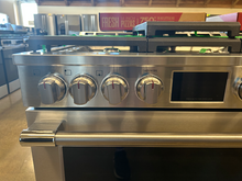 Load image into Gallery viewer, Frigidaire Professional Stainless Steel Gas Stove - 7227