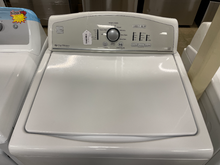 Load image into Gallery viewer, Kenmore Washer and Gas Dryer Set - 6029 - 6028