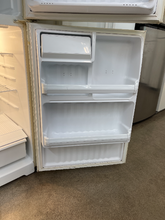 Load image into Gallery viewer, Hotpoint Bisque Refrigerator - 5584
