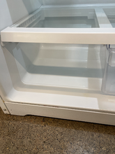 Load image into Gallery viewer, GE Refrigerator - 5617