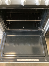 Load image into Gallery viewer, Amana Gas Stove - 5756