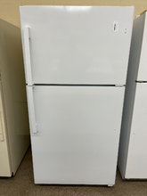 Load image into Gallery viewer, GE Refrigerator - 5617
