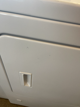 Load image into Gallery viewer, Amana Washer and Gas Dryer Set - 4738 - 4733