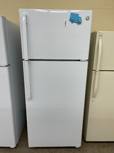 Load image into Gallery viewer, GE - 17.5 Cu. Ft. Top-Freezer Refrigerator - White - 5988