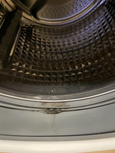 Load image into Gallery viewer, Samsung Front Load Washer and Gas Dryer Set - 5679 - 5680
