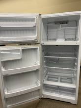 Load image into Gallery viewer, Hotpoint Refrigerator - 5334