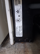 Load image into Gallery viewer, Maytag Gas Stove - 8180